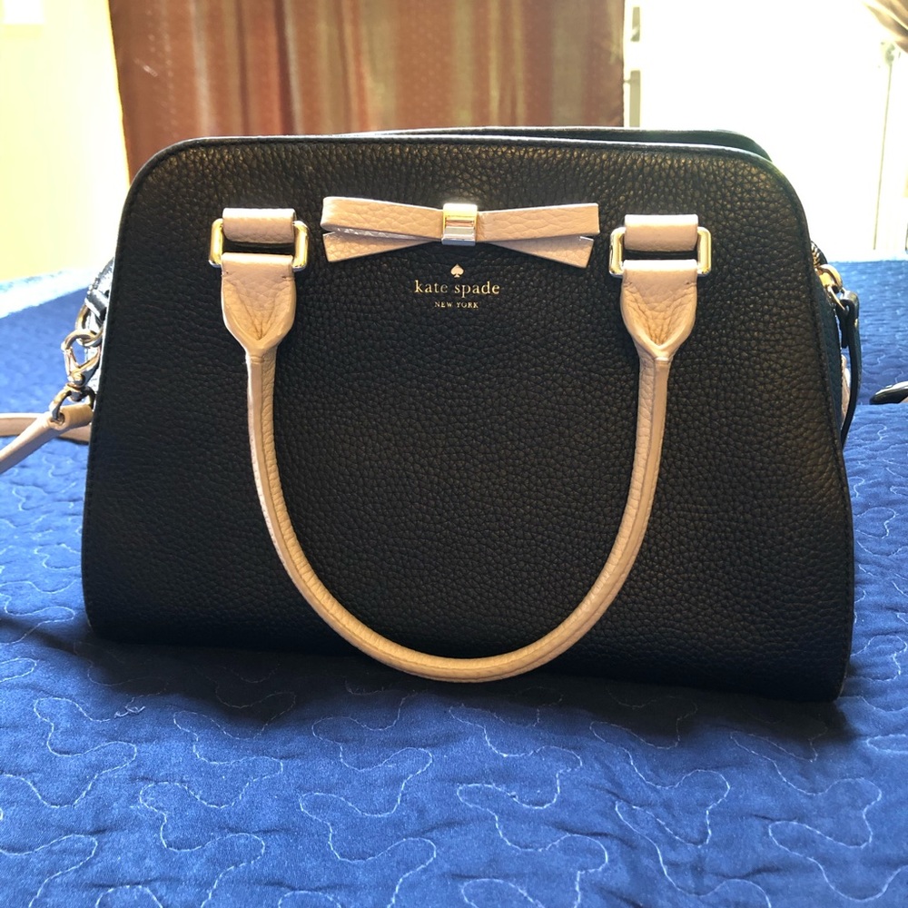Kate Spade ♠️ classic leather crossbody